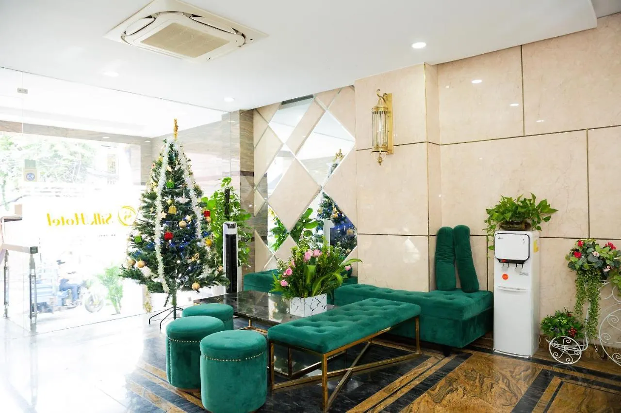 Silk Hotel Near Tan Son Nhat Airport Ho Chi Minh City