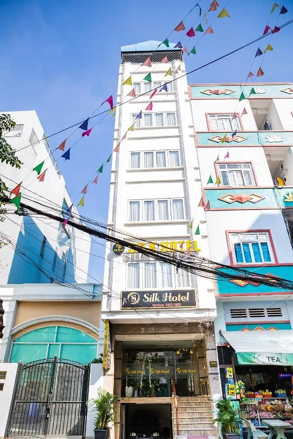 Silk Hotel Near Tan Son Nhat Airport Ho Chi Minh City