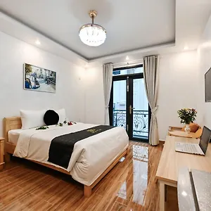 Hotel My