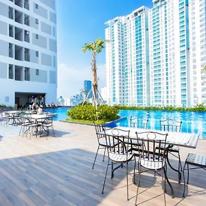 Jessie Saigon - Rivergate *** Ho Chi Minh City